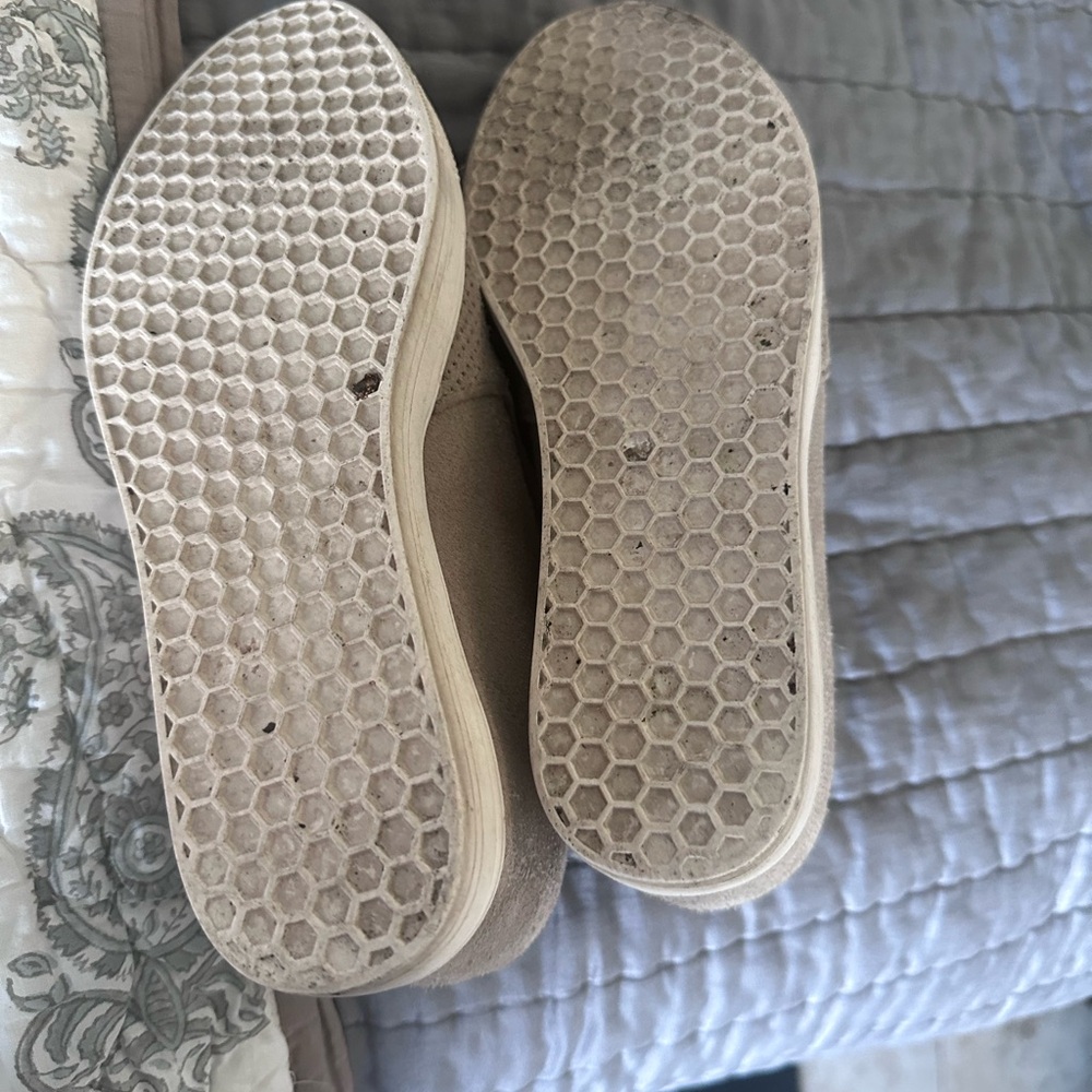 Caslon women’s shoes